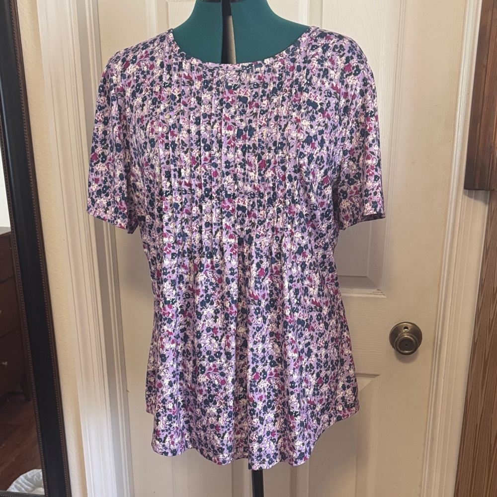 Chic Floral Women's Blouse in Pink and Purple